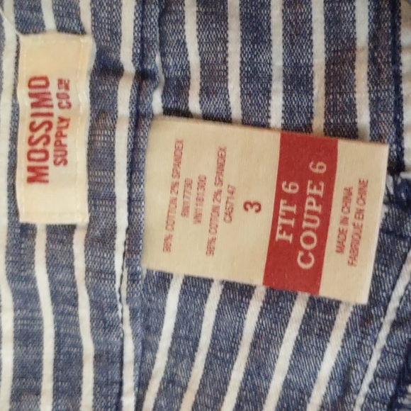 Shorts - Picture 2 of 3